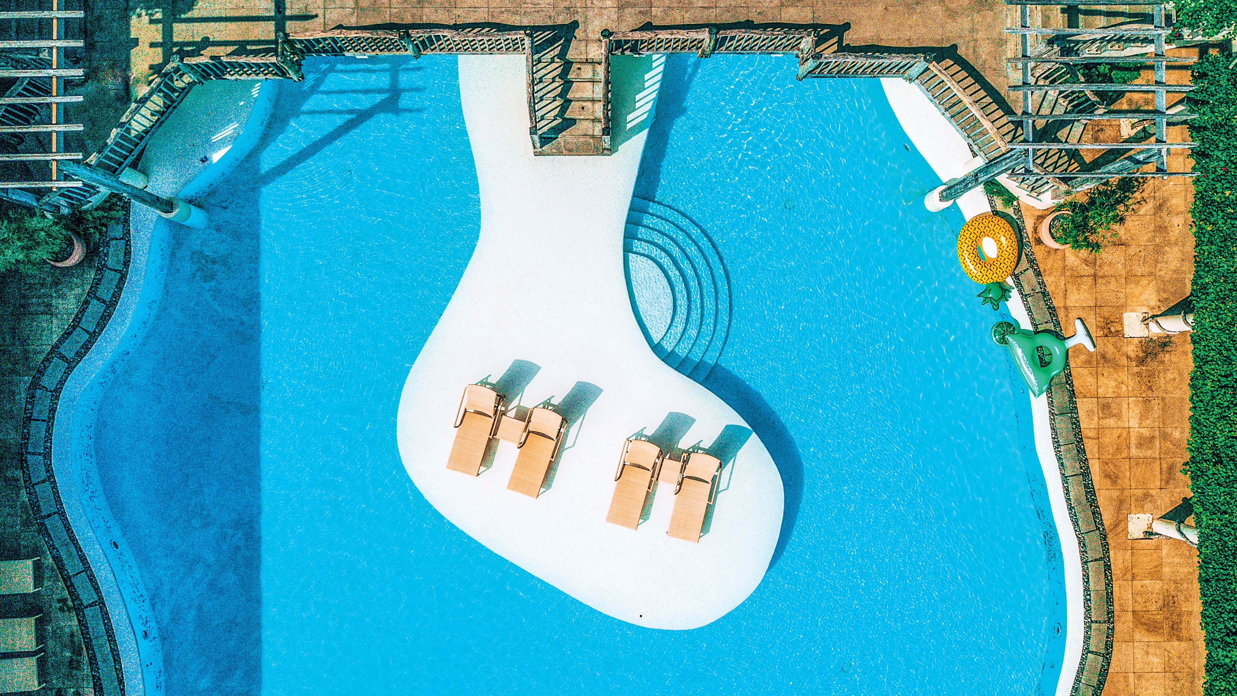 BW%20PANGLAO%20Pool%201