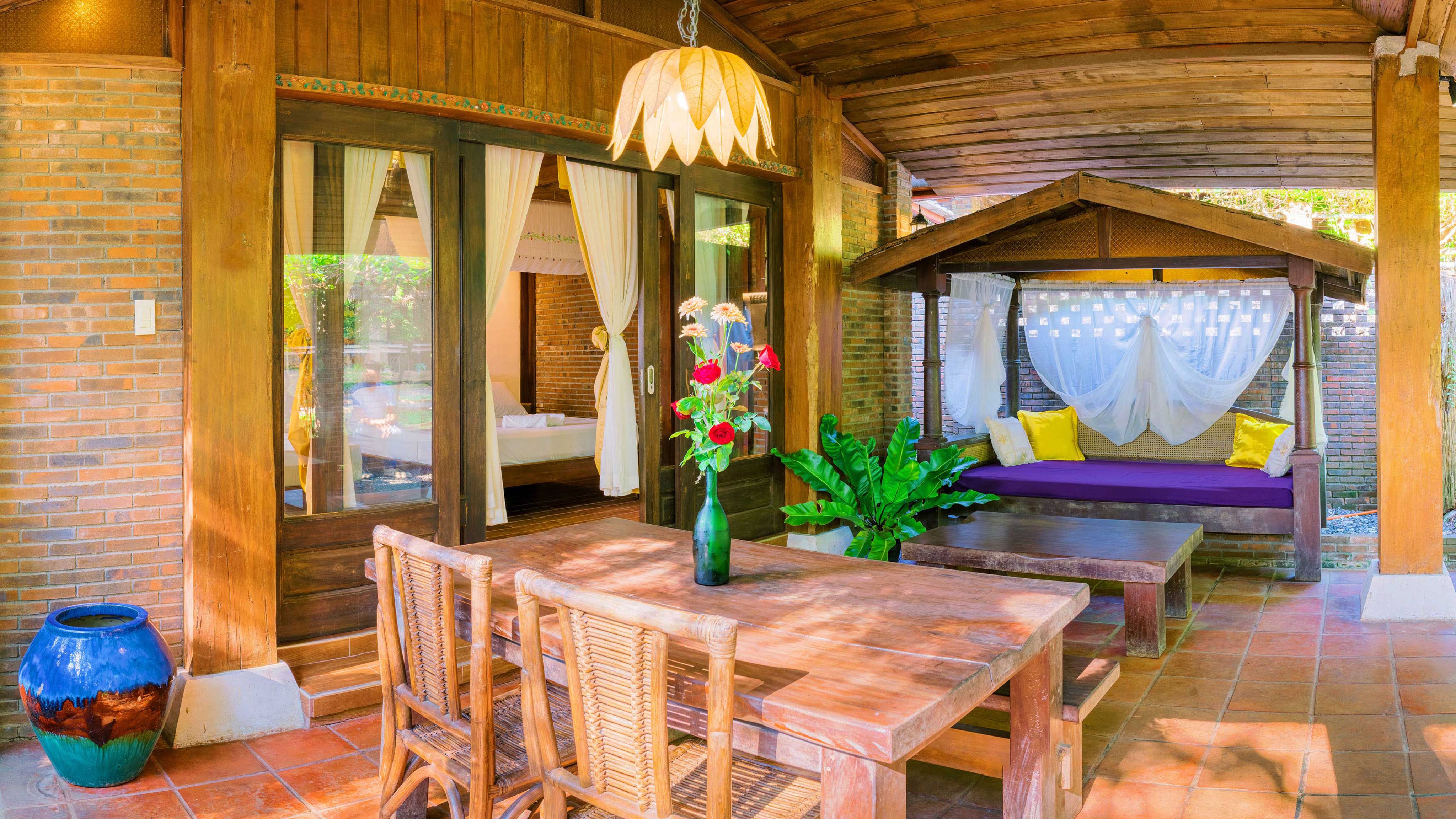 CBTS_Gardenview Cabana-Exterior%201