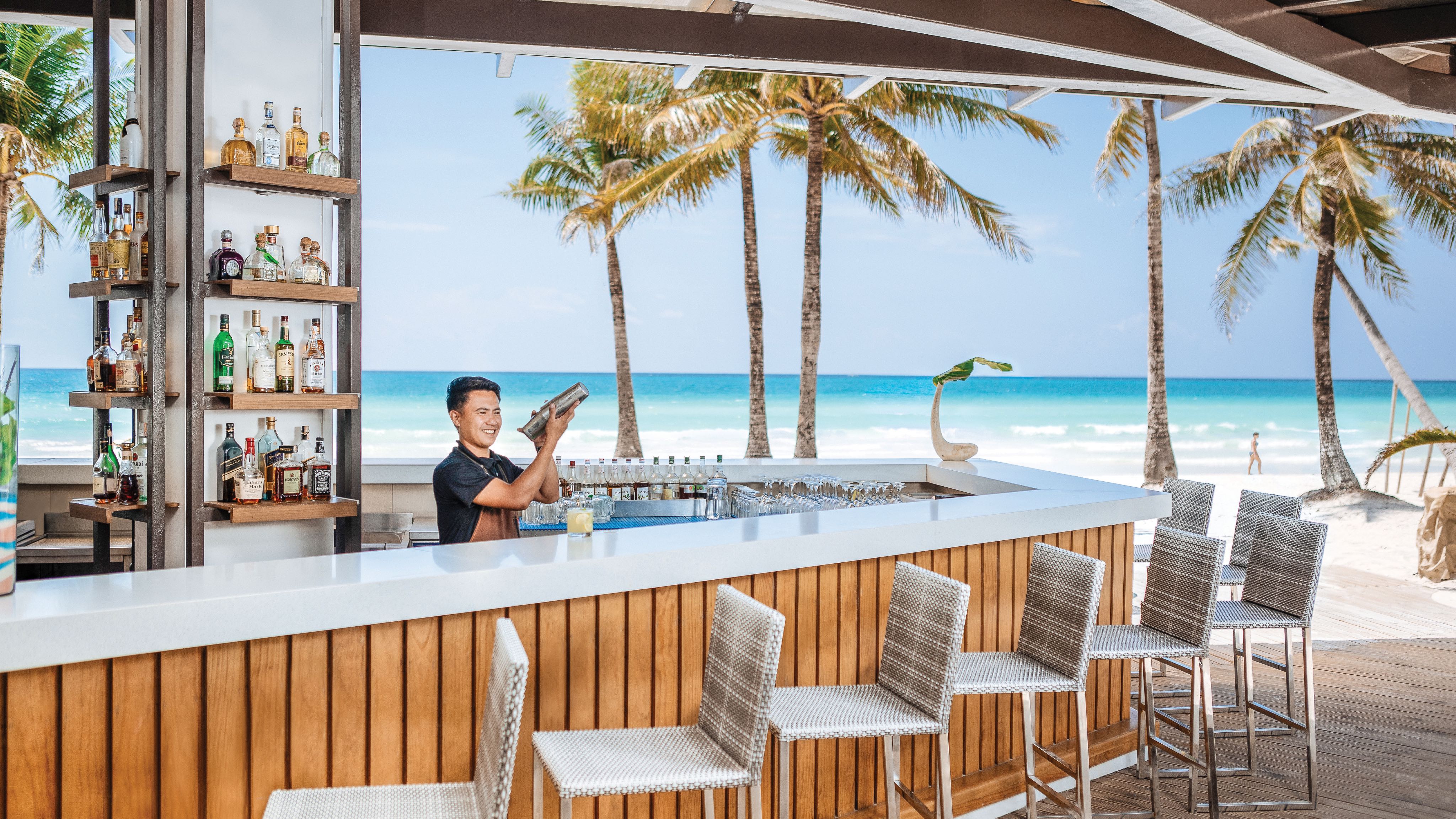 crimson%20boracay%203