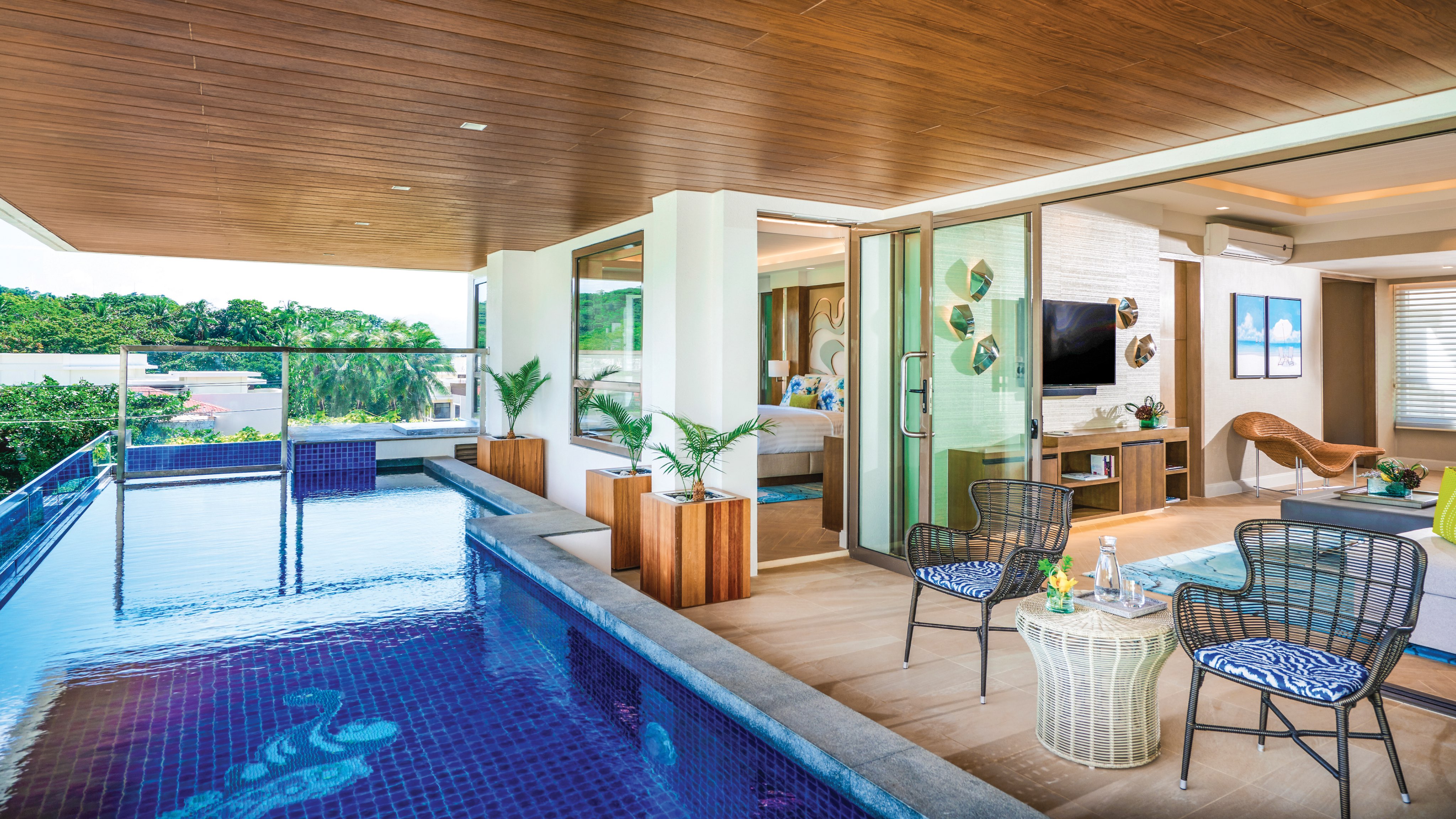 crimson%20boracay%206