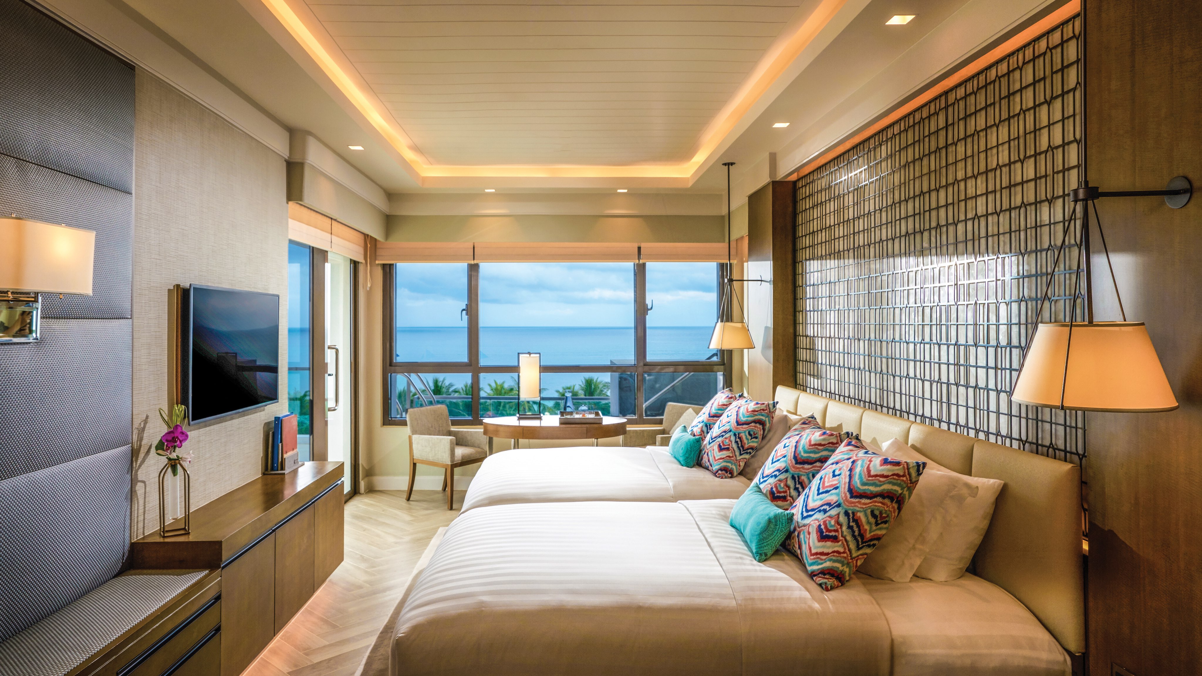 crimson%20boracay%202