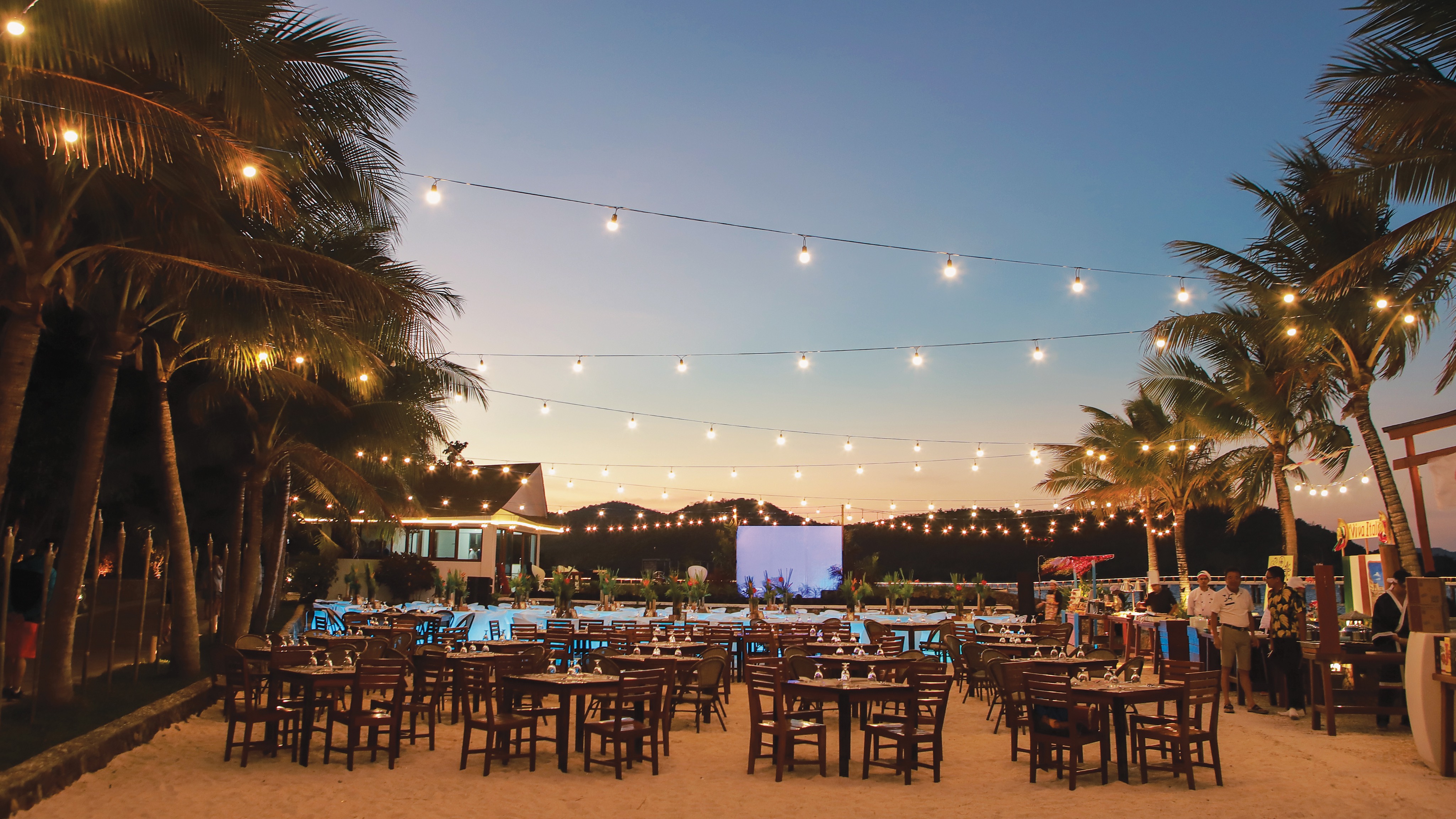 crimson%20boracay%201